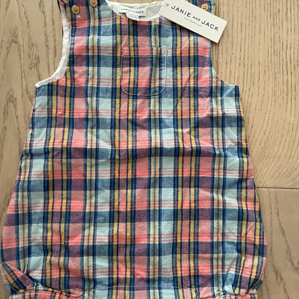 Janie and Jack Plaid romper - 12-18 months. NWT - Picture 2 of 4